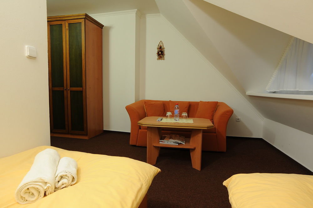 Wellness Penzion Jarmilka Bedřichov Exterior foto